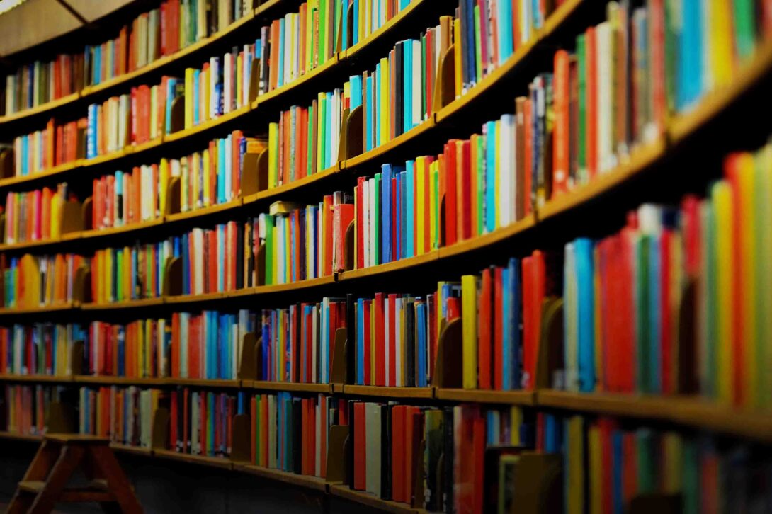 Bookshelf Gradient