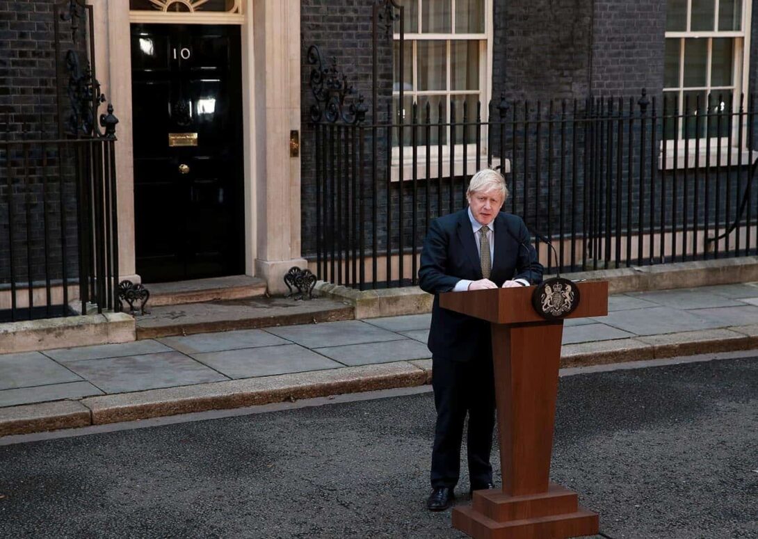 Boris outside number 10 edited