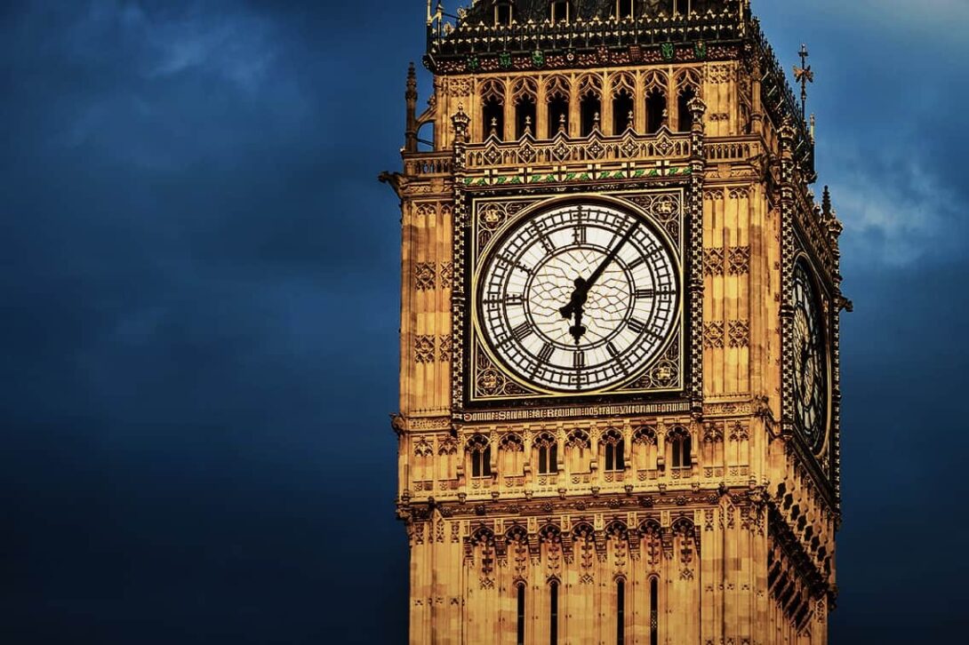 Elizabeth Tower Big Ben Gradient