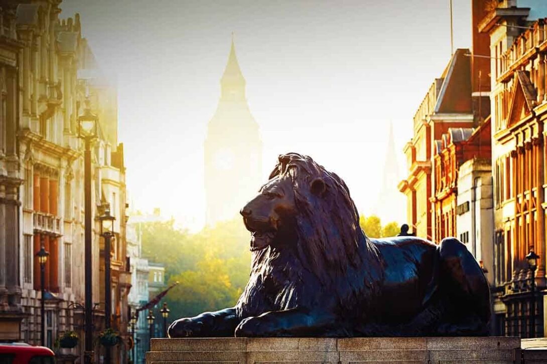 Lion Trafalgar Square Edited