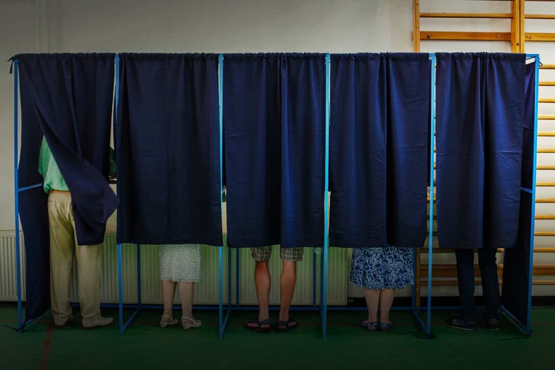 Polling Booths Gradient