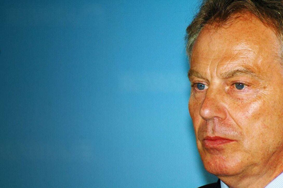 Tony Blair Side Profile Gradient