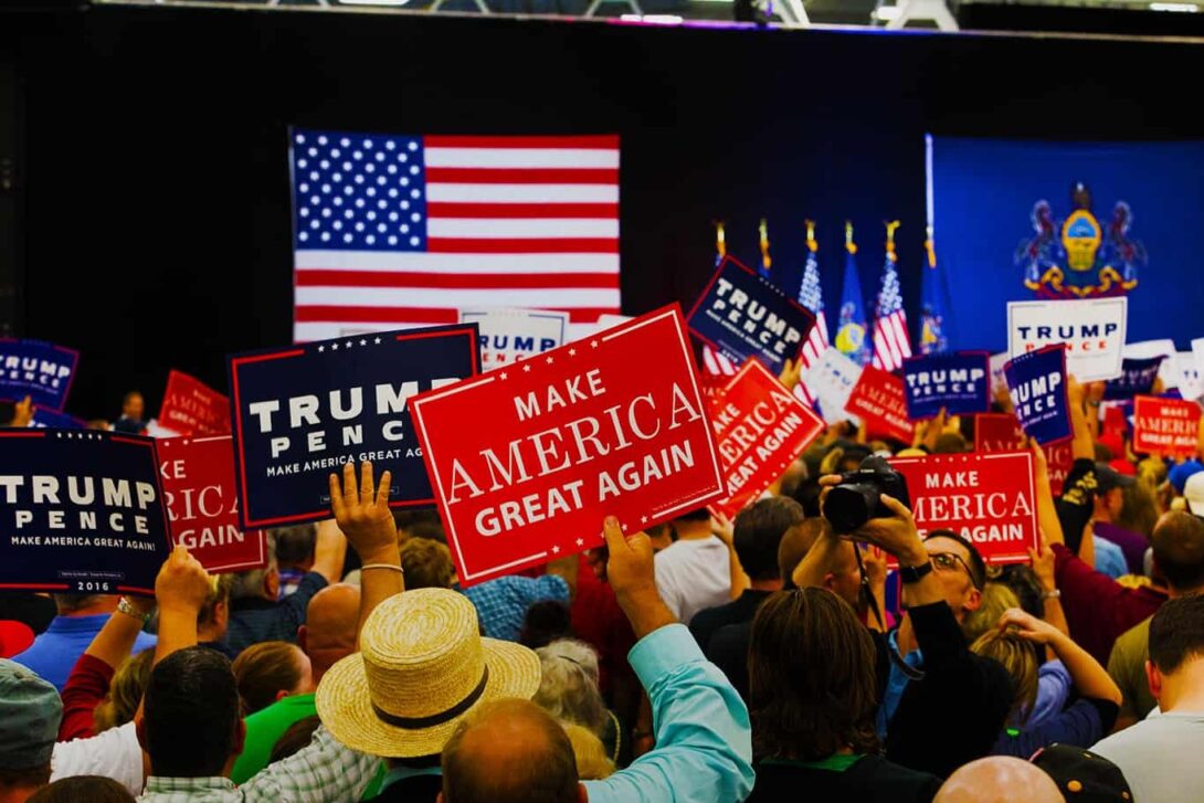 Trump Rally Banners Gradient