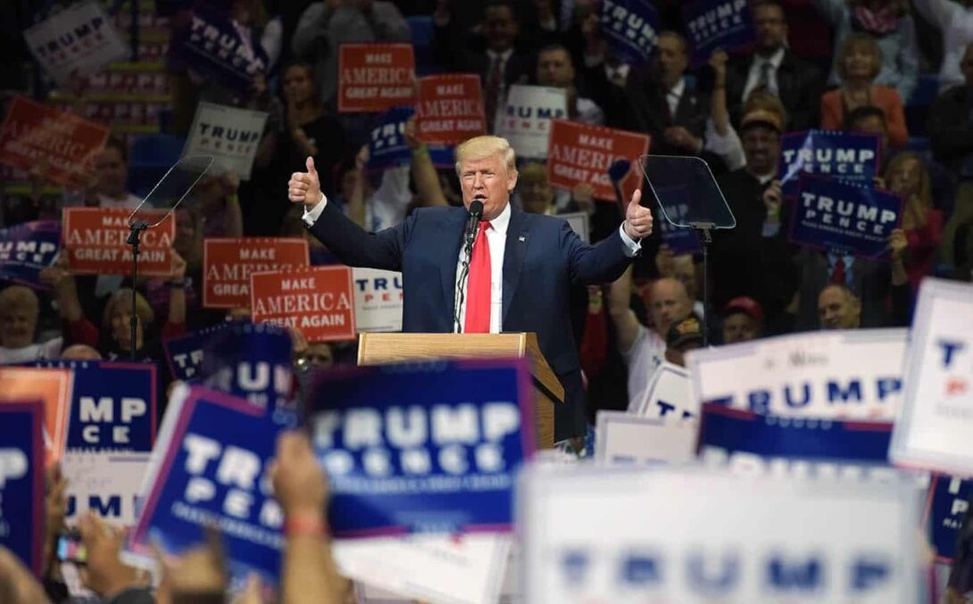 Trump rally crowd edited