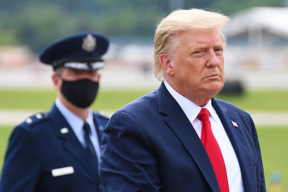 Trump with policeman edited