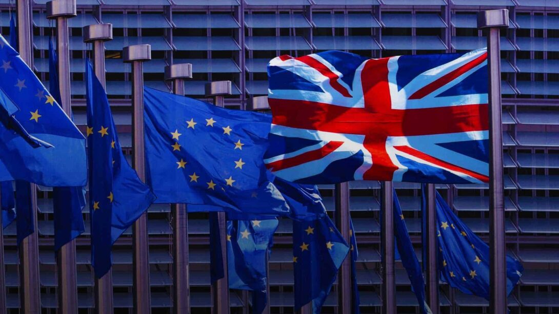 Union Jack EU Flags Gradient