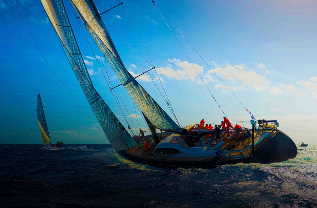 Yacht Blue Sea Gradient 1