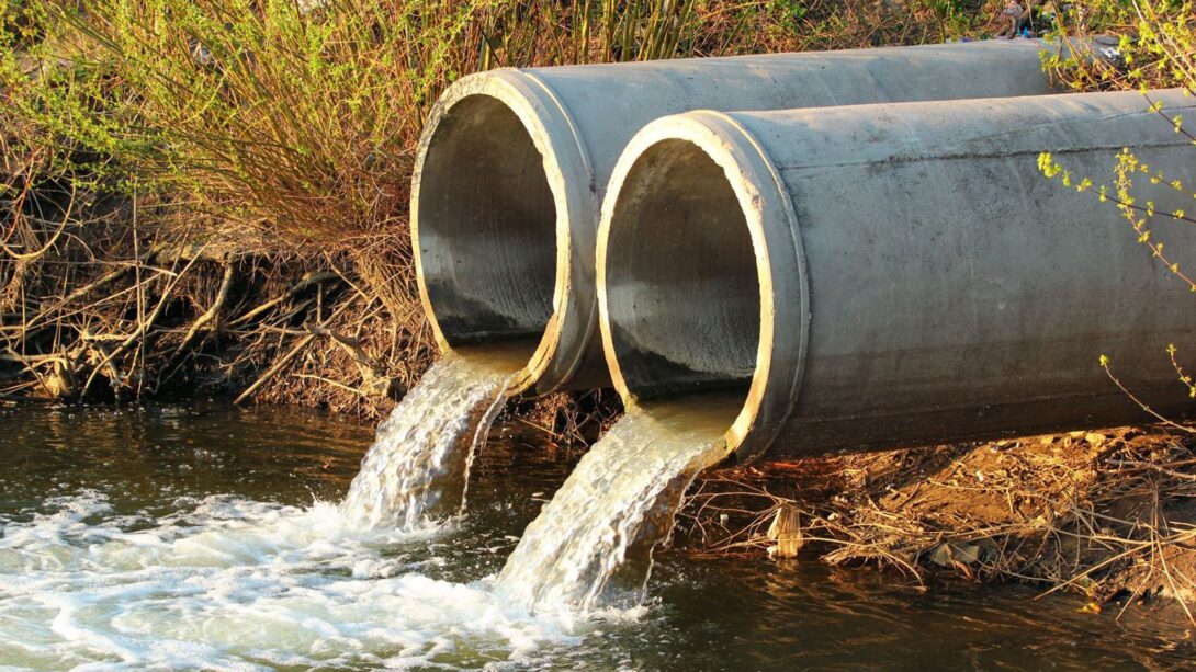 Skynews sewage water pipe 5879921