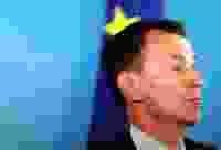 Jeremy Hunt EU Flag Edited