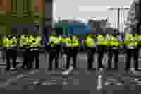 Police Westminster Bridge Gradient