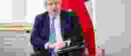 Shutterstock 2128960154 1