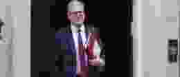 Shutterstock 2543247913