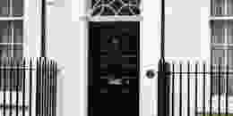 Shutterstock 2539071657