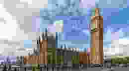 Shutterstock 2500035695