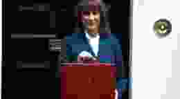 Shutterstock 2706857497