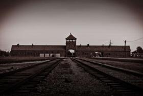 Auschwitz Gradient