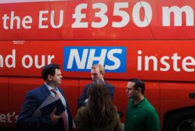 Vote Leave Campaign Bus Gradient