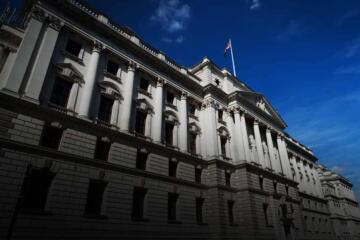 HM Treasury Gradient