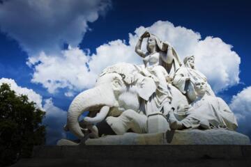 Queen Victoria Elephant Edited