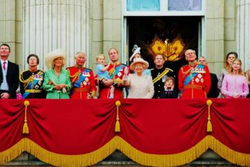 Royal Family Gradient