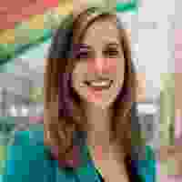 Veerle Miranda, Comment Central contributor