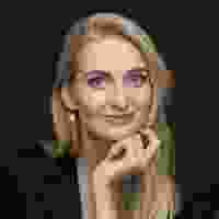 Vilija Vėlyvytė, Comment Central contributor