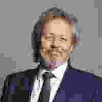 Giles Watling, Comment Central contributor