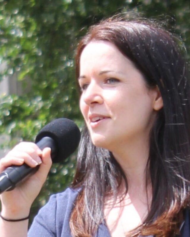 Emma Slawinski, Comment Central contributor