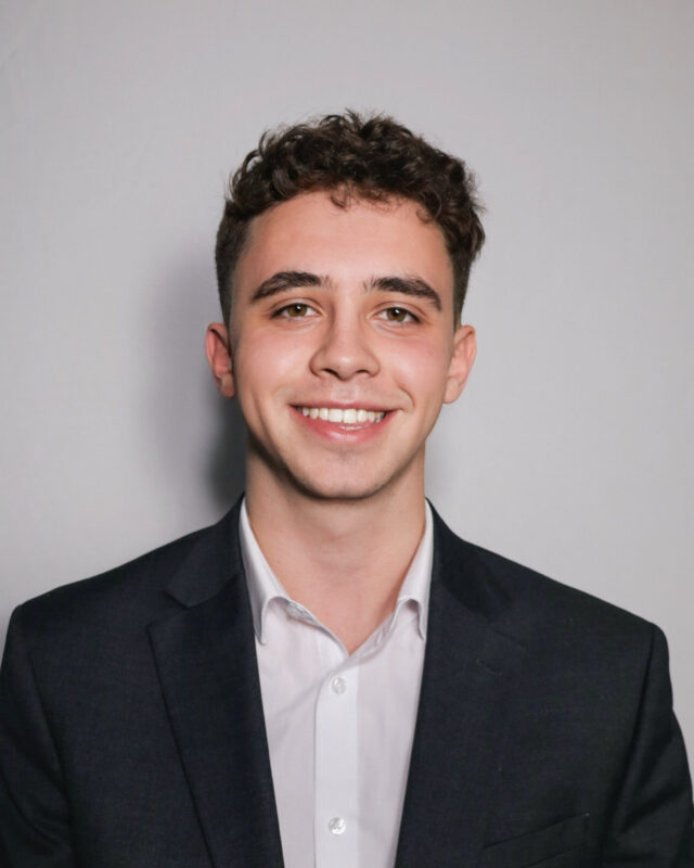 Brett Morton, Comment Central contributor