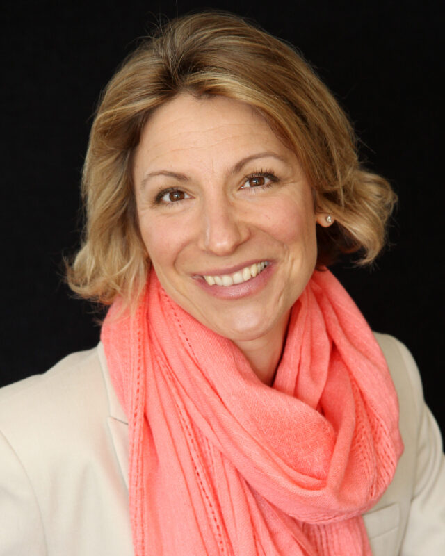 Beth Hood, Comment Central contributor