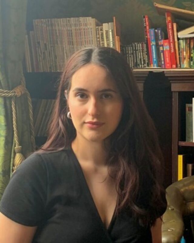 Alisa Sufaj, Comment Central contributor