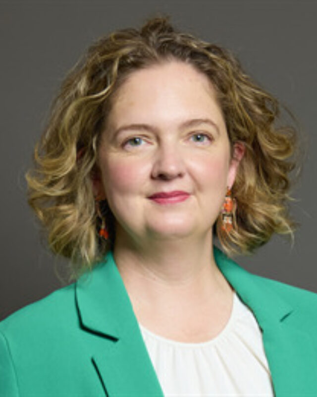 Anna Sabine MP, Comment Central contributor