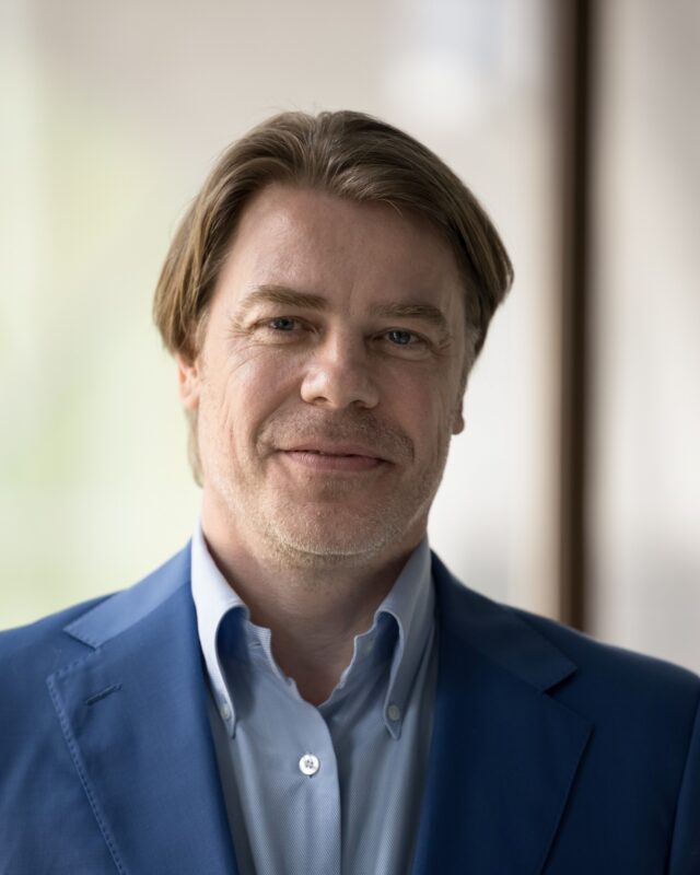Jonathan Reed, Comment Central contributor