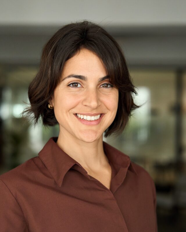 Eleanor Thomas, Comment Central contributor