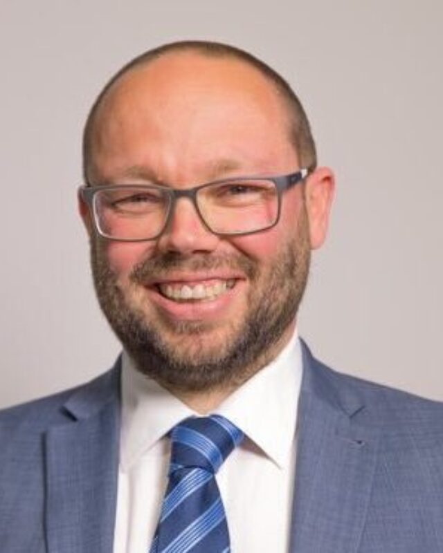 Gareth McNab, Comment Central contributor