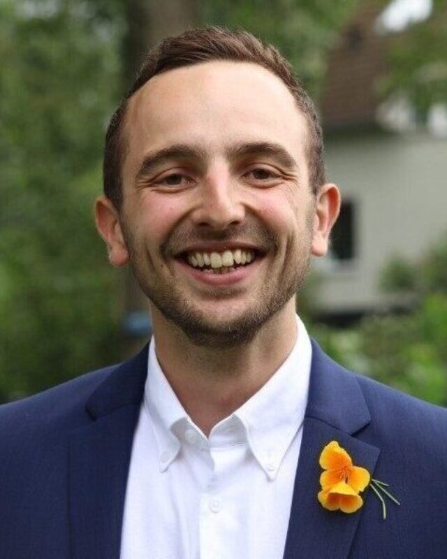 Leo Verity, Comment Central contributor