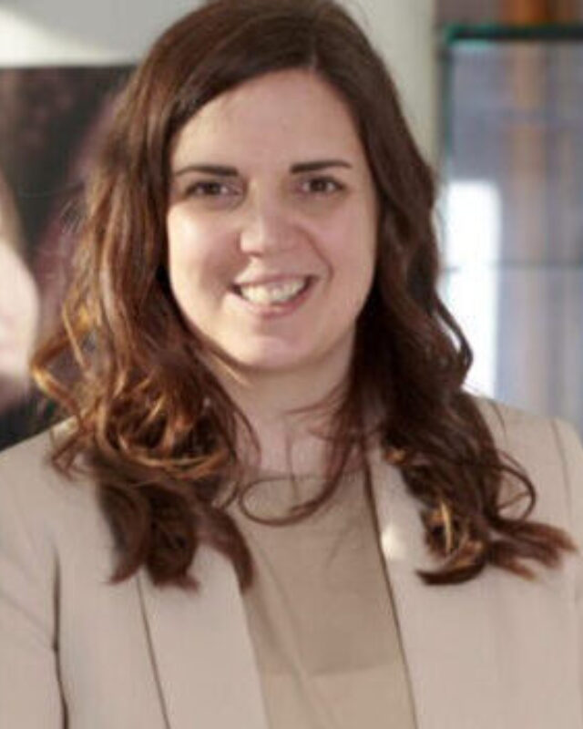Natalie Argile, Comment Central contributor