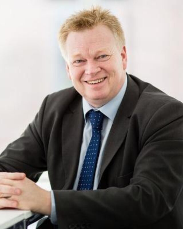 Peter Burdin, Comment Central contributor