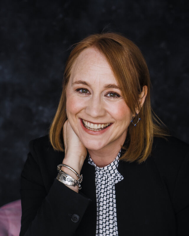 Philippa Spence, Comment Central contributor