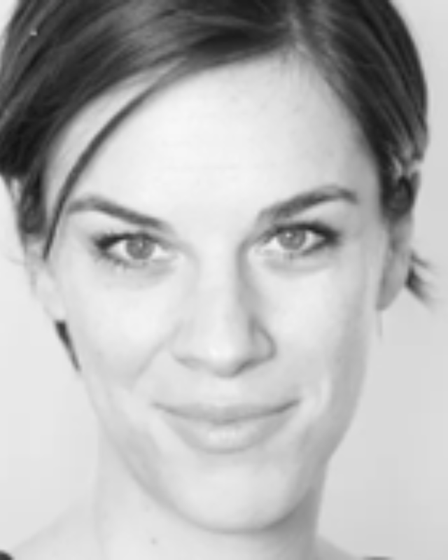 Sarah Perreard, Comment Central contributor