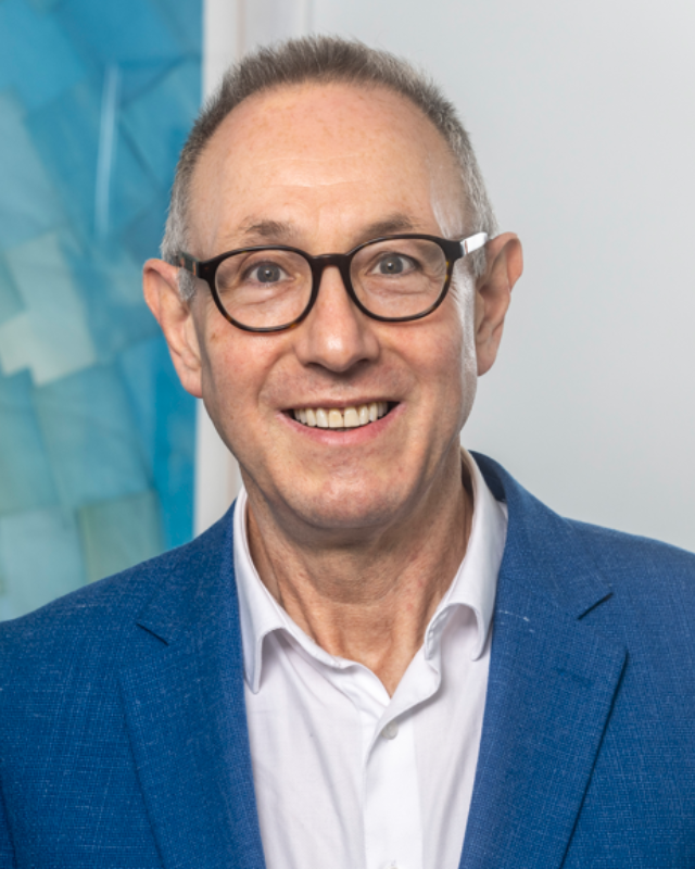Professor Paul de Leeuw, Comment Central contributor