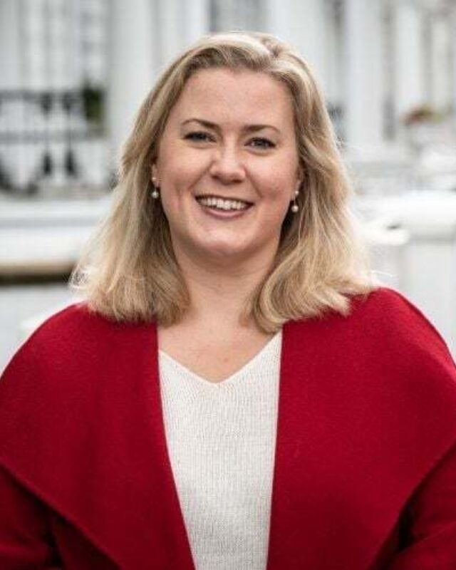 Felicia Hjertman, Comment Central contributor
