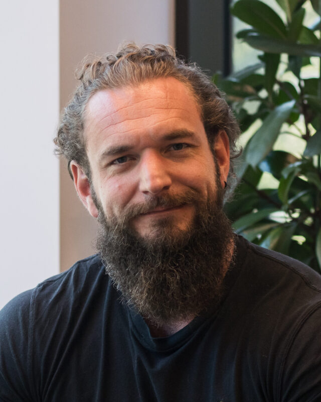 Tom O'Sullivan, Comment Central contributor