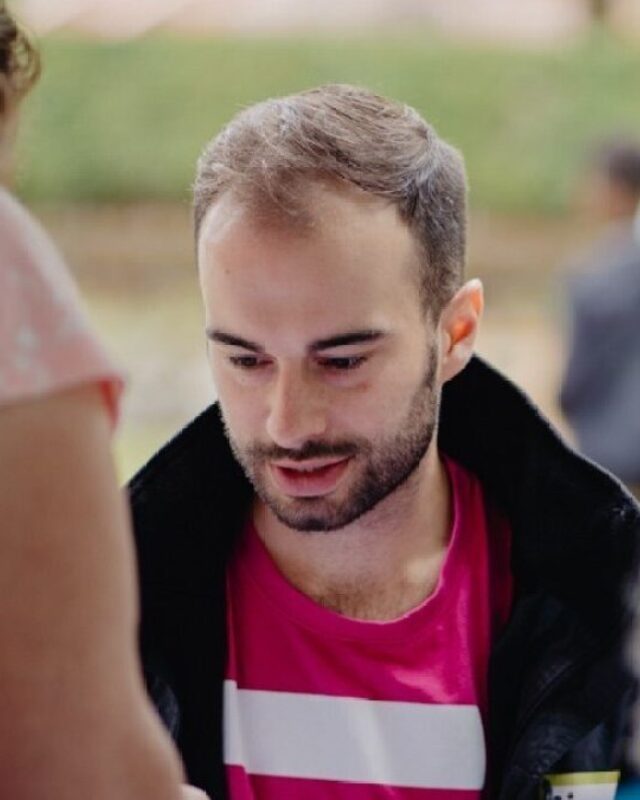 Zak Viney, Comment Central contributor