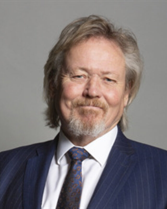 Giles Watling, Comment Central contributor