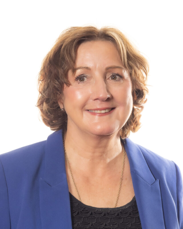 Janet Finch-Saunders MS/AS, Comment Central contributor