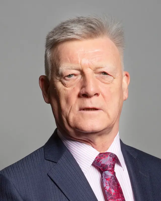 Steve McCabe, Comment Central contributor